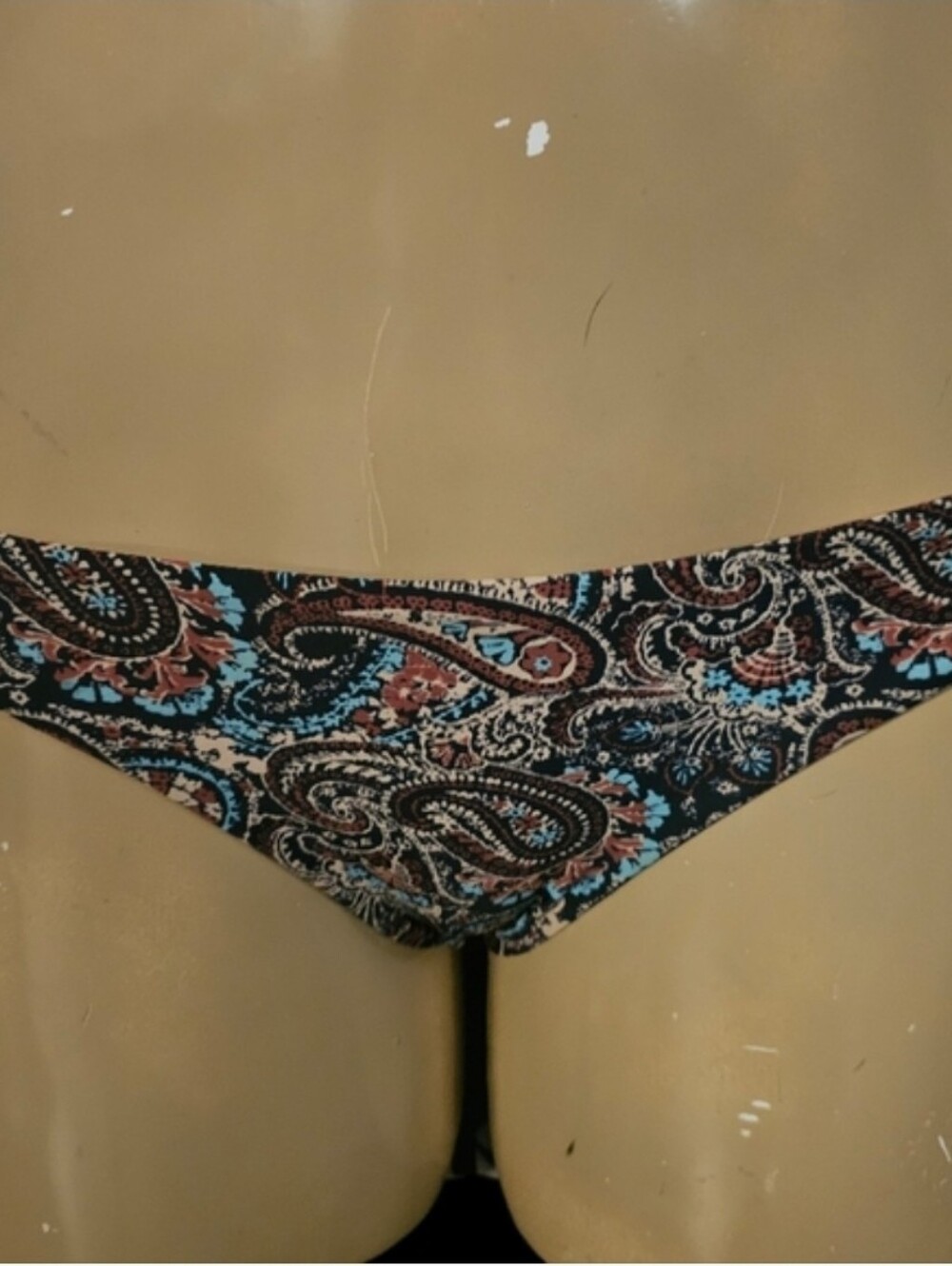 Mixed Bundle Of Bathing Suits - Picture 12 of 12